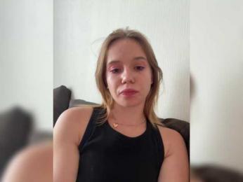 mariaaa-1 — Bongacams recorded stream image, 26.08.2025 06:00