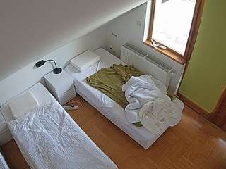 voyeurcam-julmodels-bed-7 — Camsoda recorded stream image, 19.08.2025 05:10
