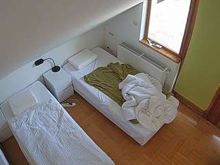 voyeurcam-julmodels-bed-7 — Camsoda recorded stream image, 19.08.2025 05:10