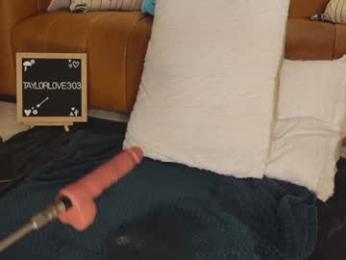 taylor_love_303 — Chaturbate recorded stream image, 27.08.2025 10:00