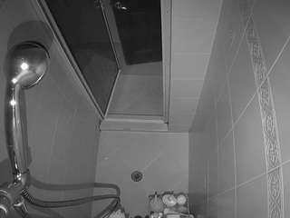 voyeurcam-baileybase-shower — Camsoda recorded stream image, 24.08.2025 21:00
