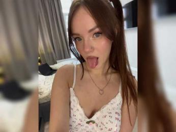 OlivkaVif — Bongacams recorded stream image, 28.08.2025 10:40