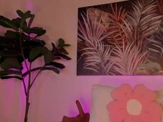 nicoleriveraa — Camsoda recorded stream image, 28.08.2025 13:40