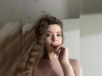 YourLadyyy — Bongacams recorded stream screenshot (14 Feb 2025)