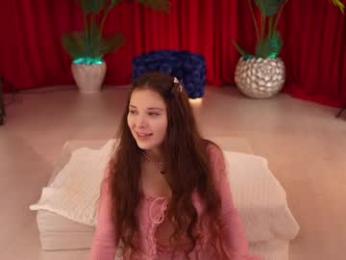 kittycaitlin — Chaturbate recorded stream image, 29.08.2025 01:10