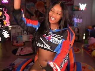 lovenzia — Camsoda recorded stream image, 29.08.2025 03:20