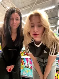 Cum_girlss — Stripchat recorded stream image, 29.08.2025 03:40