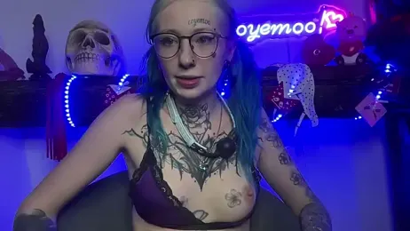 coyemoo — Stripchat recorded stream image, 14.02.2025 17:50