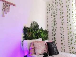 karlyee — Camsoda recorded stream screenshot (29 Aug 2025)