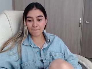alexyferrer — Camsoda recorded stream image, 14.02.2025 20:20