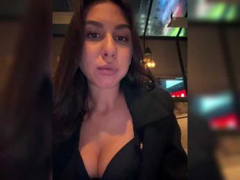 YESSASHA — Bongacams recorded stream screenshot (29 Aug 2025)