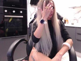 blondalina — Bongacams recorded stream image, 29.08.2025 20:50