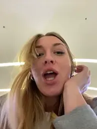 Sweet___Emily — Stripchat recorded stream image, 30.08.2025 13:20