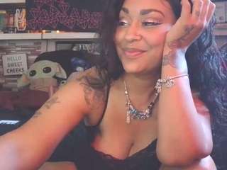 lushdiamondz — Camsoda recorded stream image, 01.09.2025 13:50
