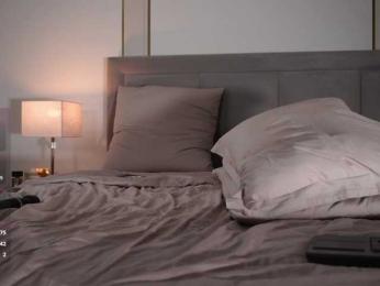 Eseniyavl — Bongacams recorded stream image, 02.09.2025 03:50