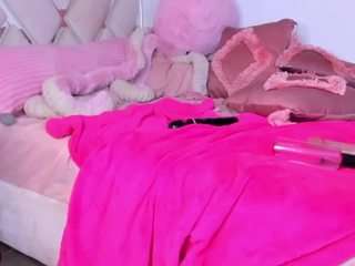 vaiolett-coleman — Camsoda recorded stream image, 15.02.2025 02:10