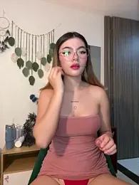 Your_Honeey — Stripchat recorded stream image, 05.09.2025 03:00