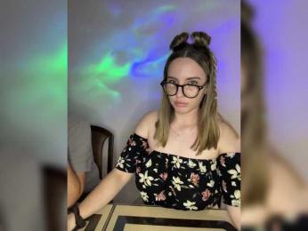 Cris_Mi — Bongacams recorded stream image, 05.09.2025 20:10