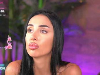 KairaAndrews — Bongacams recorded stream screenshot (05 Sep 2025)