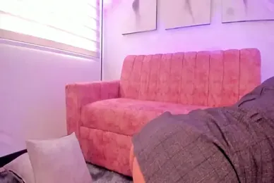 Juliana_Saenzz — Stripchat recorded stream screenshot (05 Sep 2025)