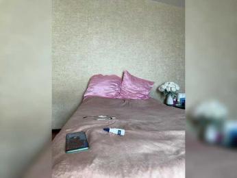 Tati16 — Bongacams recorded stream image, 07.09.2025 04:40