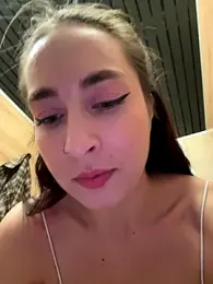 Holly_Play — Stripchat recorded stream image, 08.09.2025 11:00
