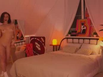 uwunikaa — Chaturbate recorded stream screenshot (15 Feb 2025)