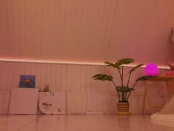 uwunikaa — Chaturbate recorded stream screenshot (15 Feb 2025)