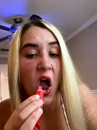 Kaylayoung12 — Stripchat recorded stream screenshot (09 Sep 2025)
