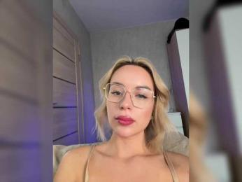 Mila-m — Bongacams recorded stream image, 10.09.2025 13:00