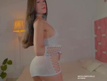 nicolle_mitchelle — Chaturbate recorded stream screenshot (10 Sep 2025)