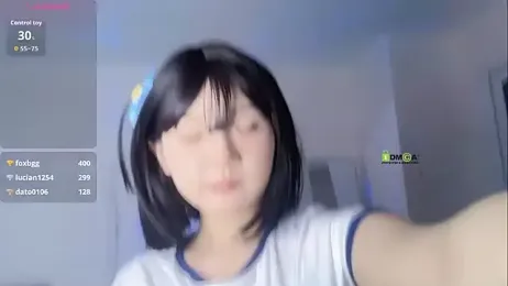 momo-5952 — Stripchat recorded stream image, 10.09.2025 15:00