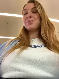 Sweet___Emily — Stripchat recorded stream image, 11.09.2025 11:30