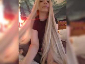 LittleDelora — Bongacams recorded stream screenshot (11 Sep 2025)