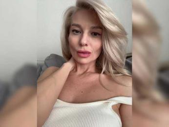 -Molly- — Bongacams recorded stream image, 16.02.2025 08:00