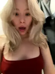 Cum_girlss — Stripchat recorded stream image, 12.09.2025 04:20