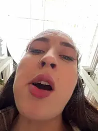 Holly_Play — Stripchat recorded stream image, 12.09.2025 09:00