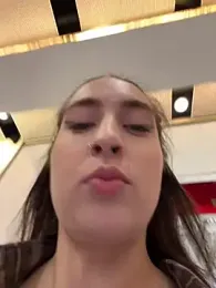 Holly_Play — Stripchat recorded stream image, 12.09.2025 09:00