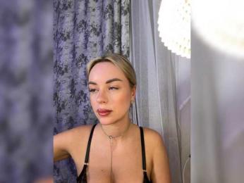 Mila-m — Bongacams recorded stream image, 14.09.2025 19:00
