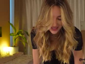 shinyways — Chaturbate recorded stream image, 15.09.2025 03:00