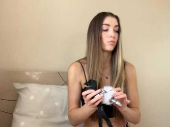 Sky_lertu — Bongacams recorded stream image, 15.09.2025 08:10