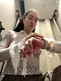 Holly_Play — Stripchat recorded stream image, 16.09.2025 09:10