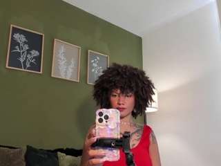 karlyee — Camsoda recorded stream screenshot (16 Sep 2025)