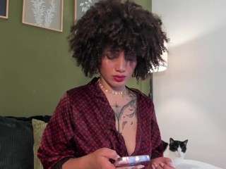 karlyee — Camsoda recorded stream screenshot (16 Sep 2025)