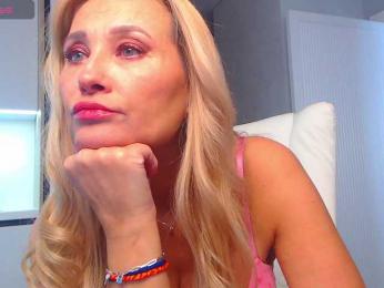 hold-me-tight — Bongacams recorded stream screenshot (17 Feb 2025)