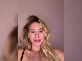 Sunlovv — Bongacams recorded stream image, 17.09.2025 10:00