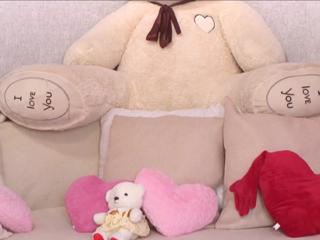 Naomi Bea — Flirt4free recorded stream screenshot (17 Feb 2025)