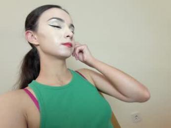 ehotlovea — Chaturbate recorded stream image, 17.09.2025 20:00