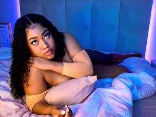 briannabrave — Camsoda recorded stream image, 18.09.2025 06:20