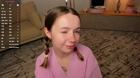 DominikaElis — Stripchat recorded stream image, 18.09.2025 19:10